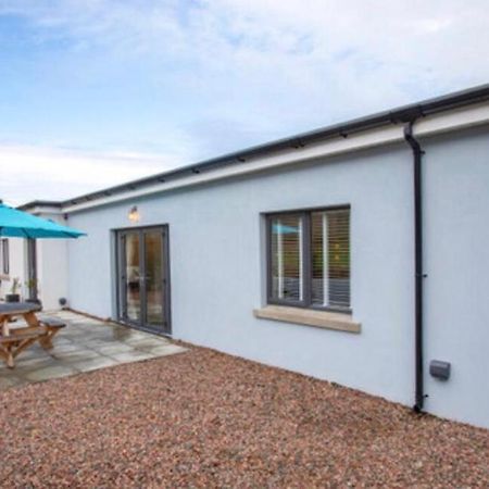 Josies Place At Waters Edge Self Catering Apartment Glenarm Экстерьер фото